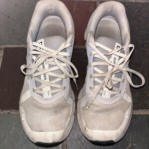 Women's Athletic Shoes in White and Gray